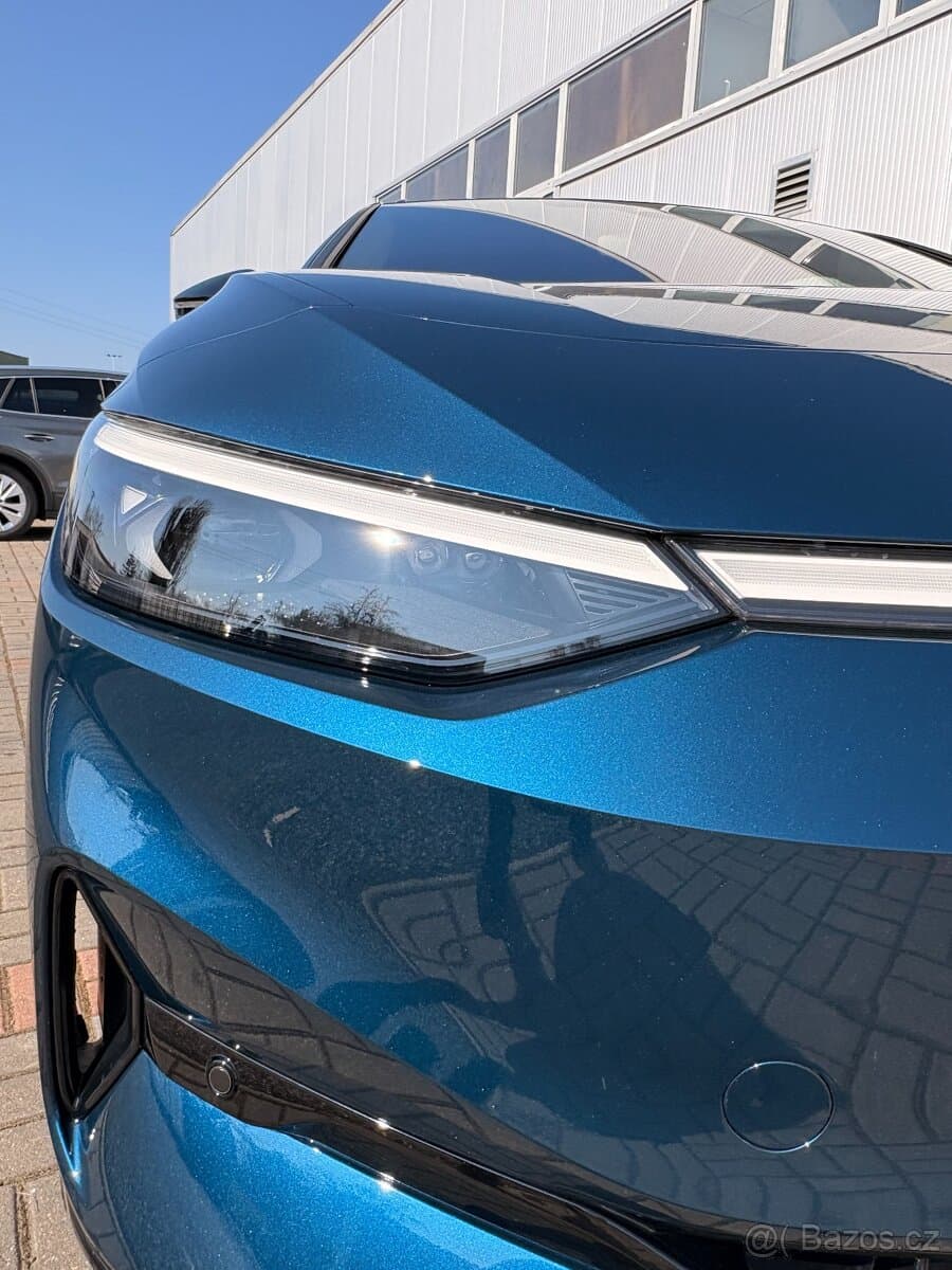 Volkswagen ID. - 8