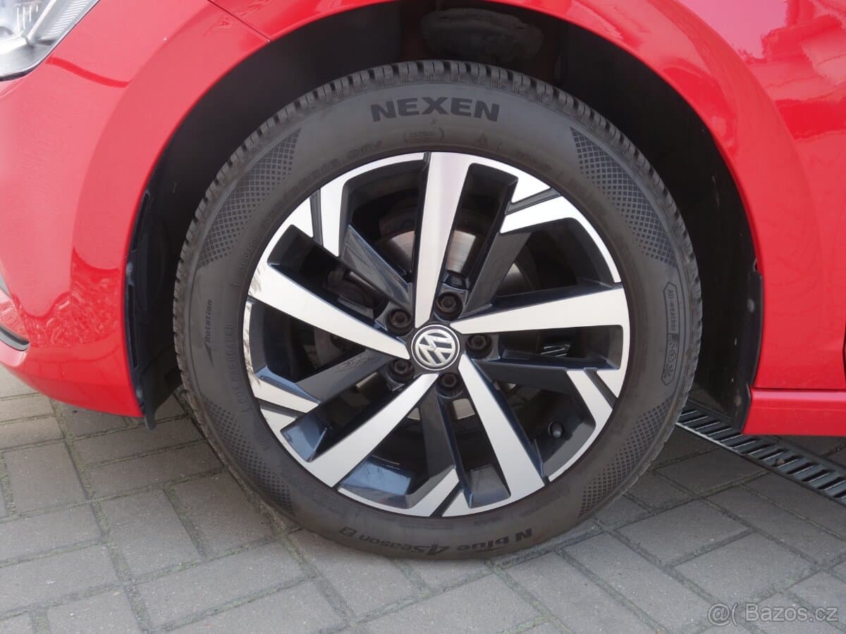 2018 Volkswagen POLO - 8