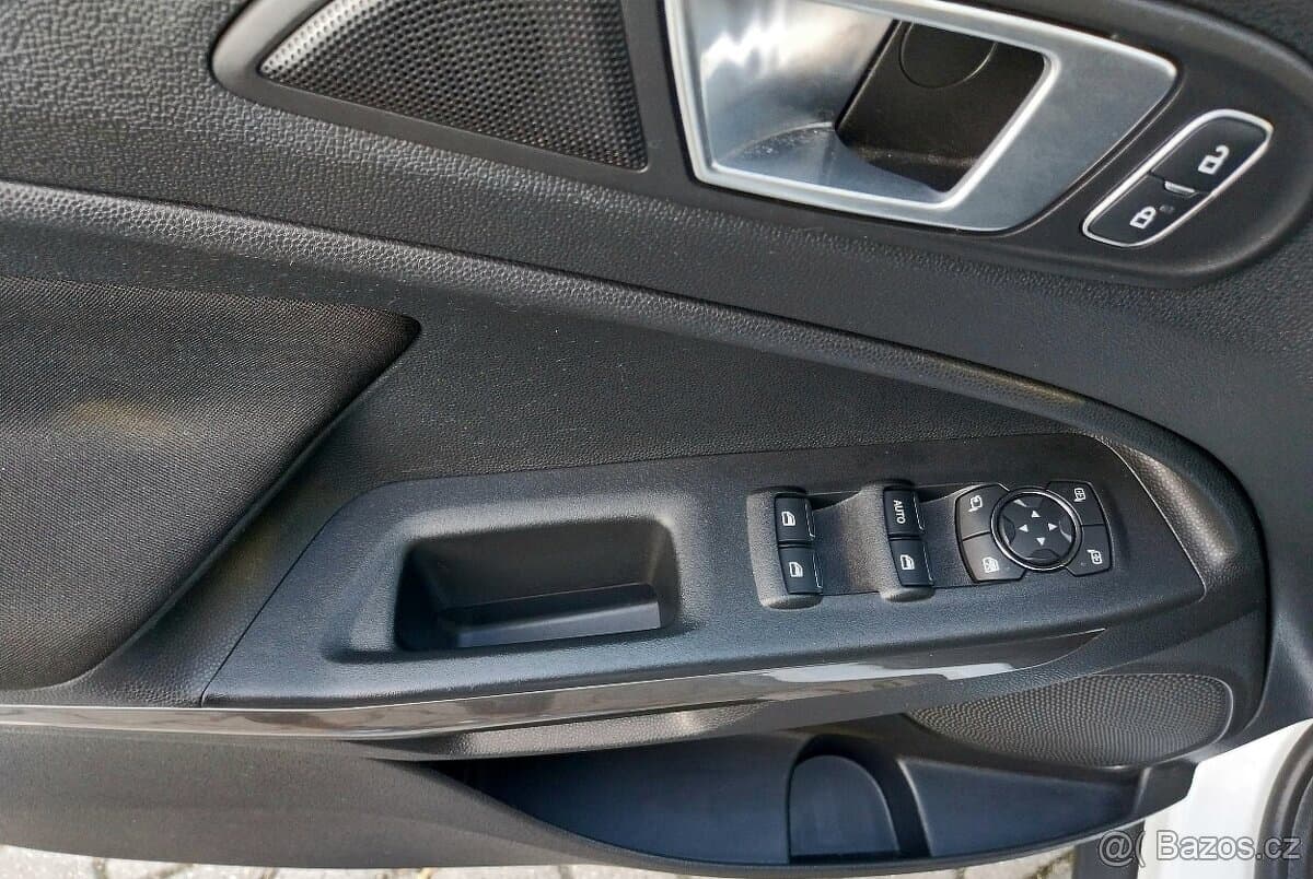 2019 Ford ECOSPORT - 8