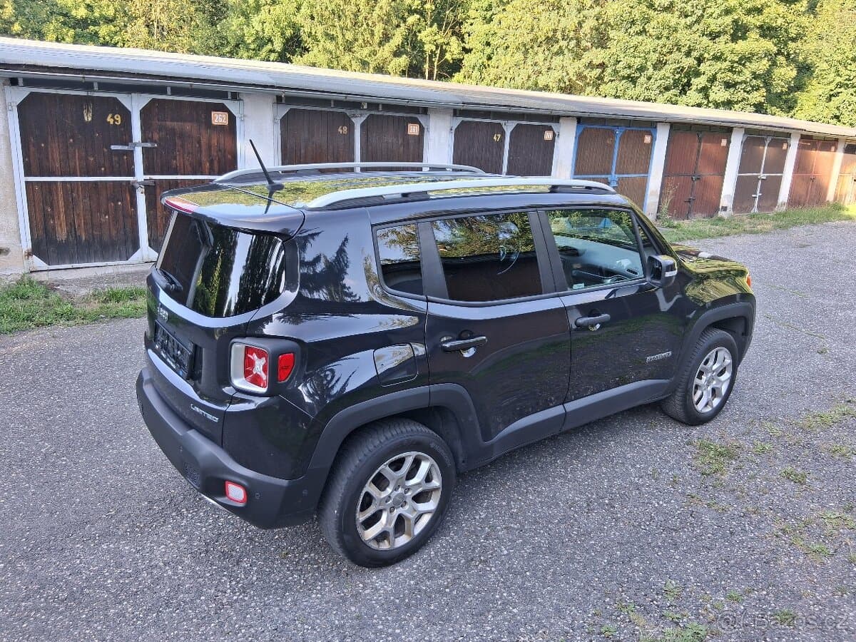 2017 Jeep RENEGADE - 8