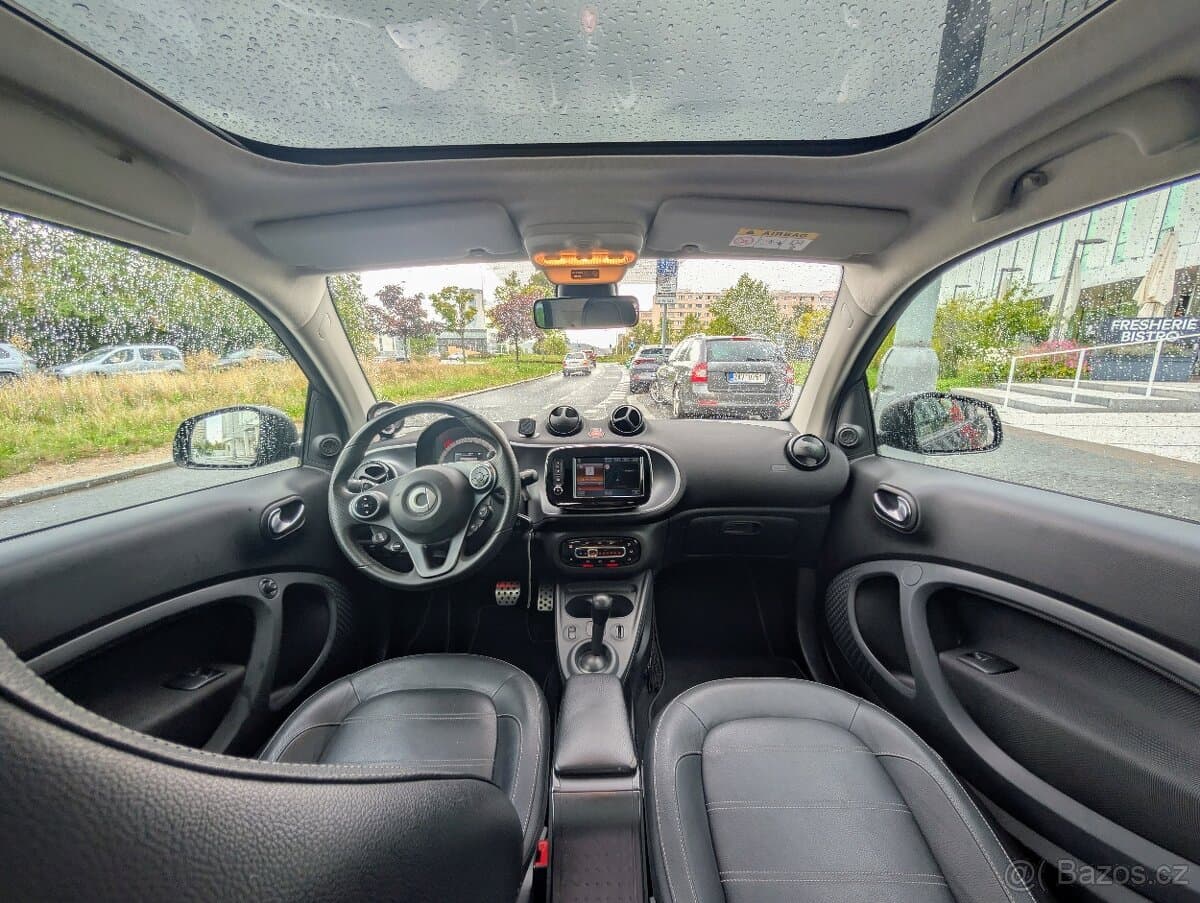 2016 Smart FORTWO - 8