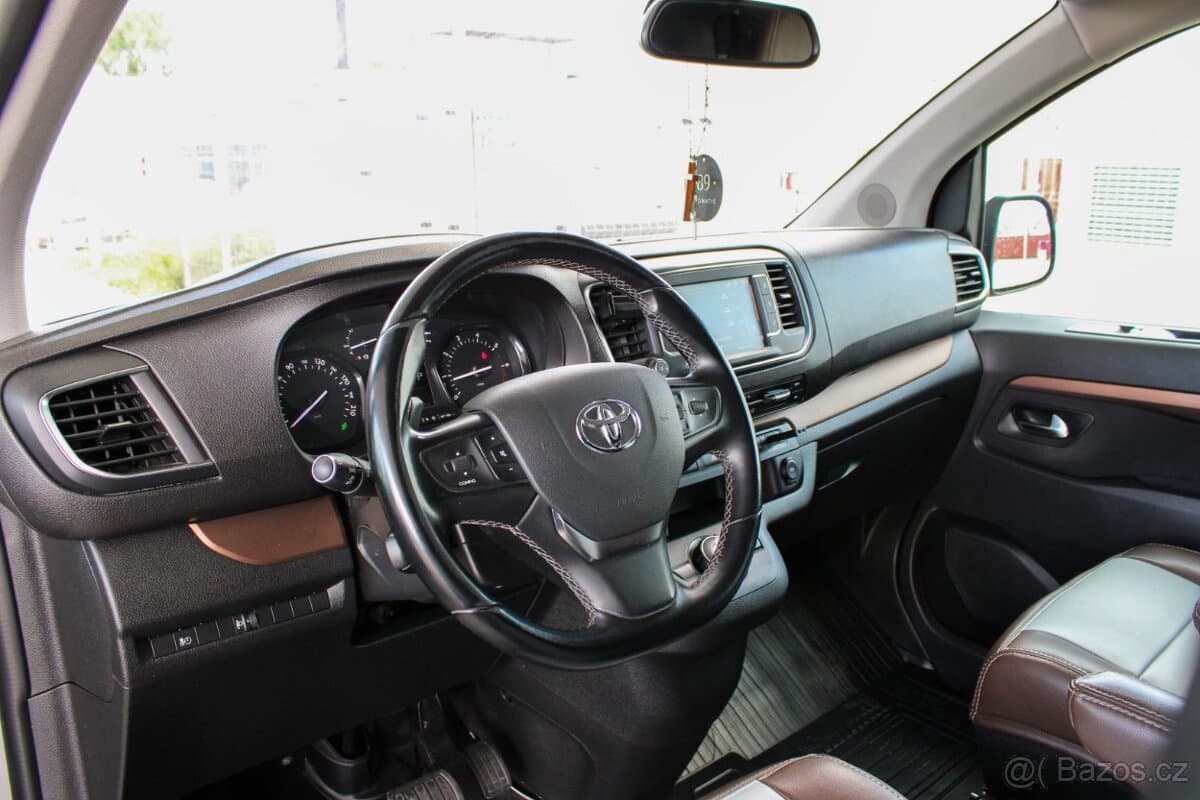 2021 Toyota PROACE - 8