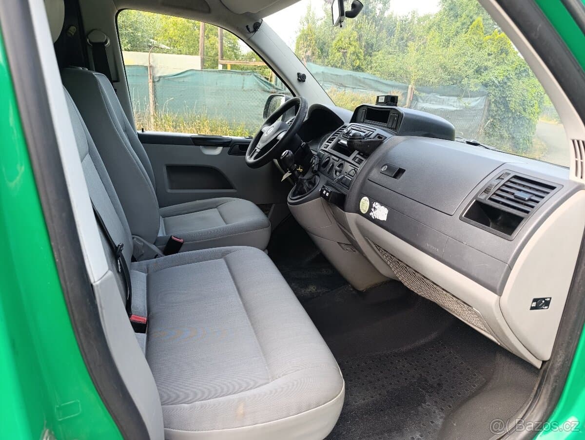 2010 Volkswagen TRANSPORTER - 8