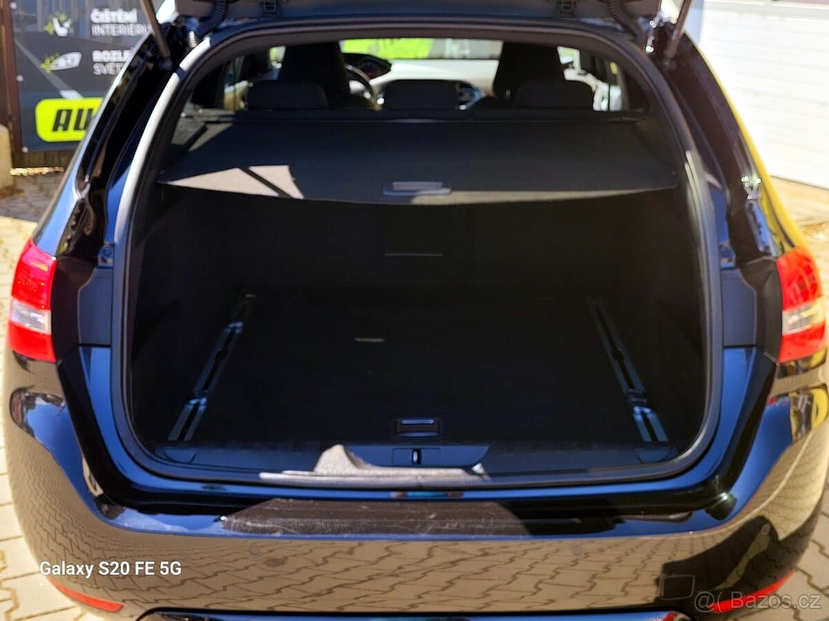 2016 Peugeot 308 - 8