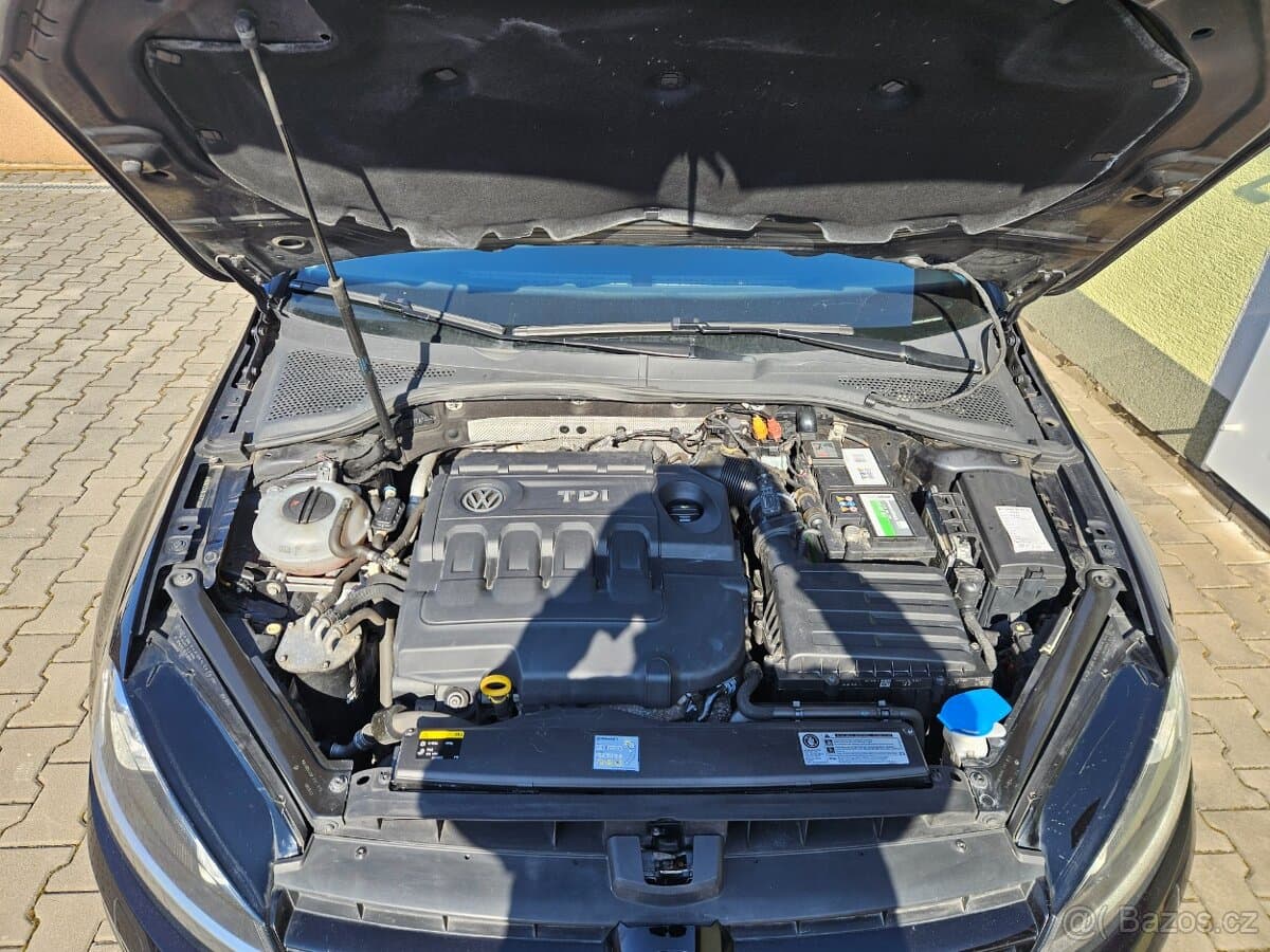 2013 Volkswagen GOLF - 8