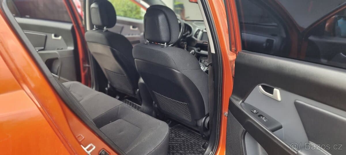 2011 Kia SPORTAGE - 8
