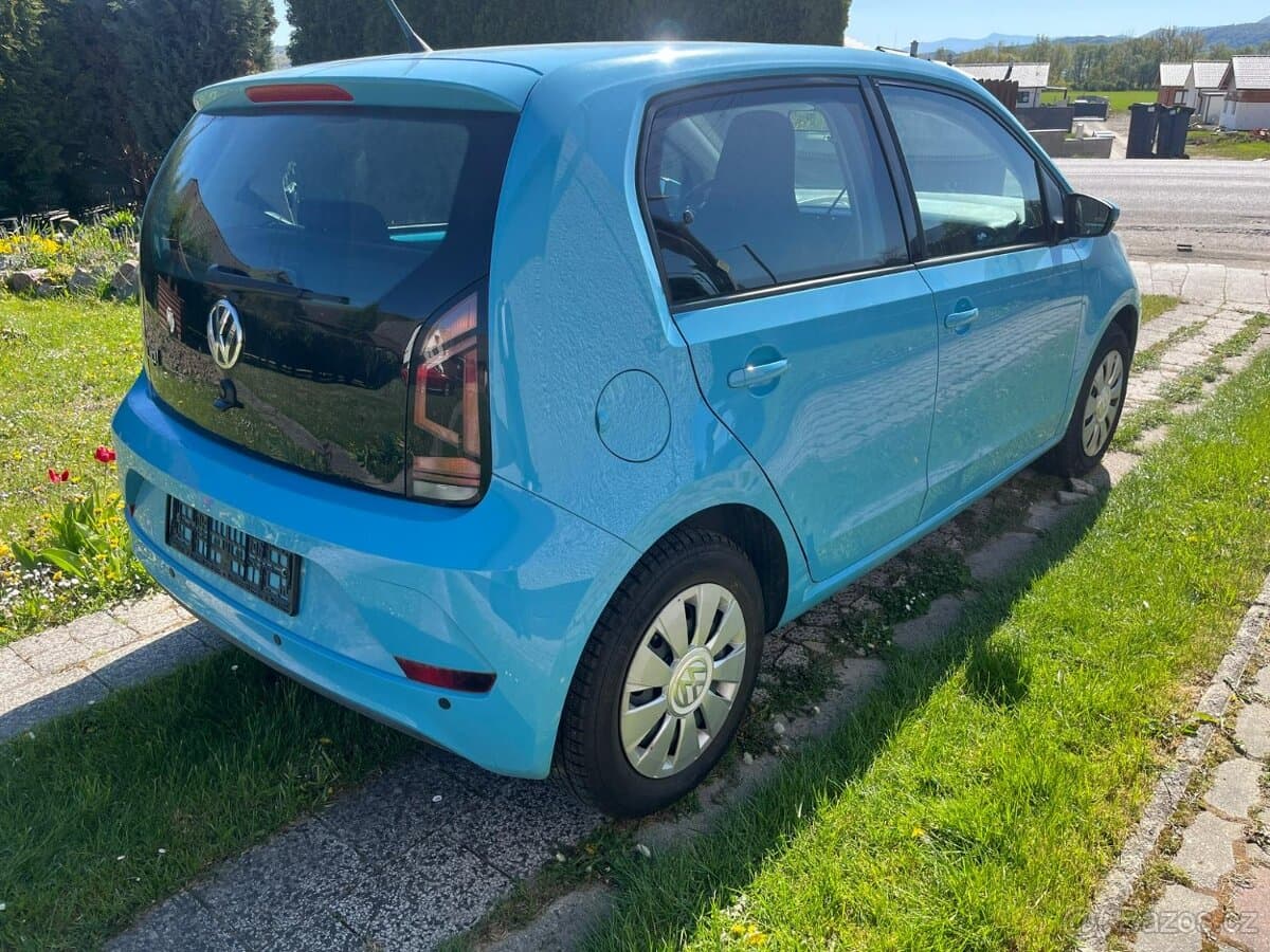 2017 Volkswagen UP! - 8