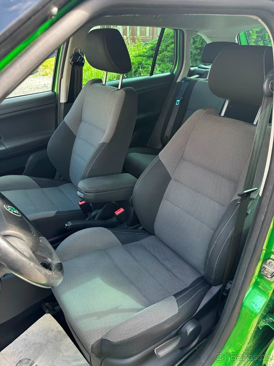 2010 Škoda FABIA - 8