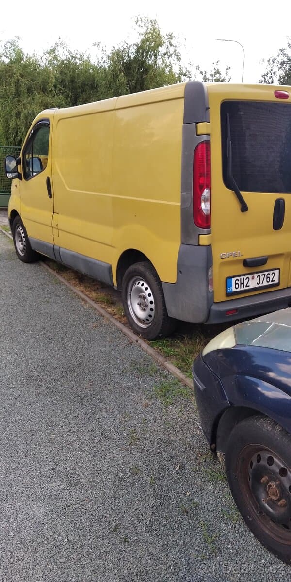 Opel VIVARO - 8