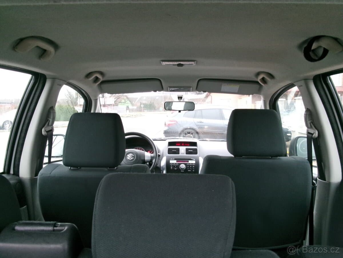 2009 Suzuki SX4 - 8