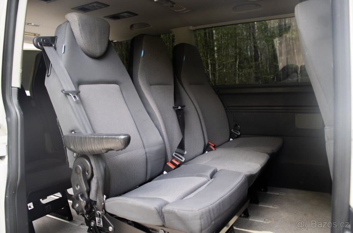 2013 Volkswagen CARAVELLE - 8