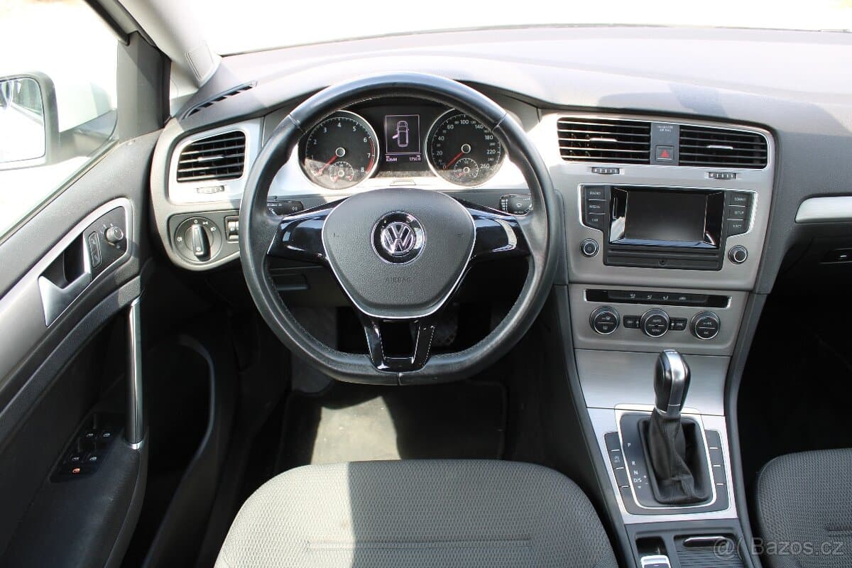 2015 Volkswagen GOLF - 8