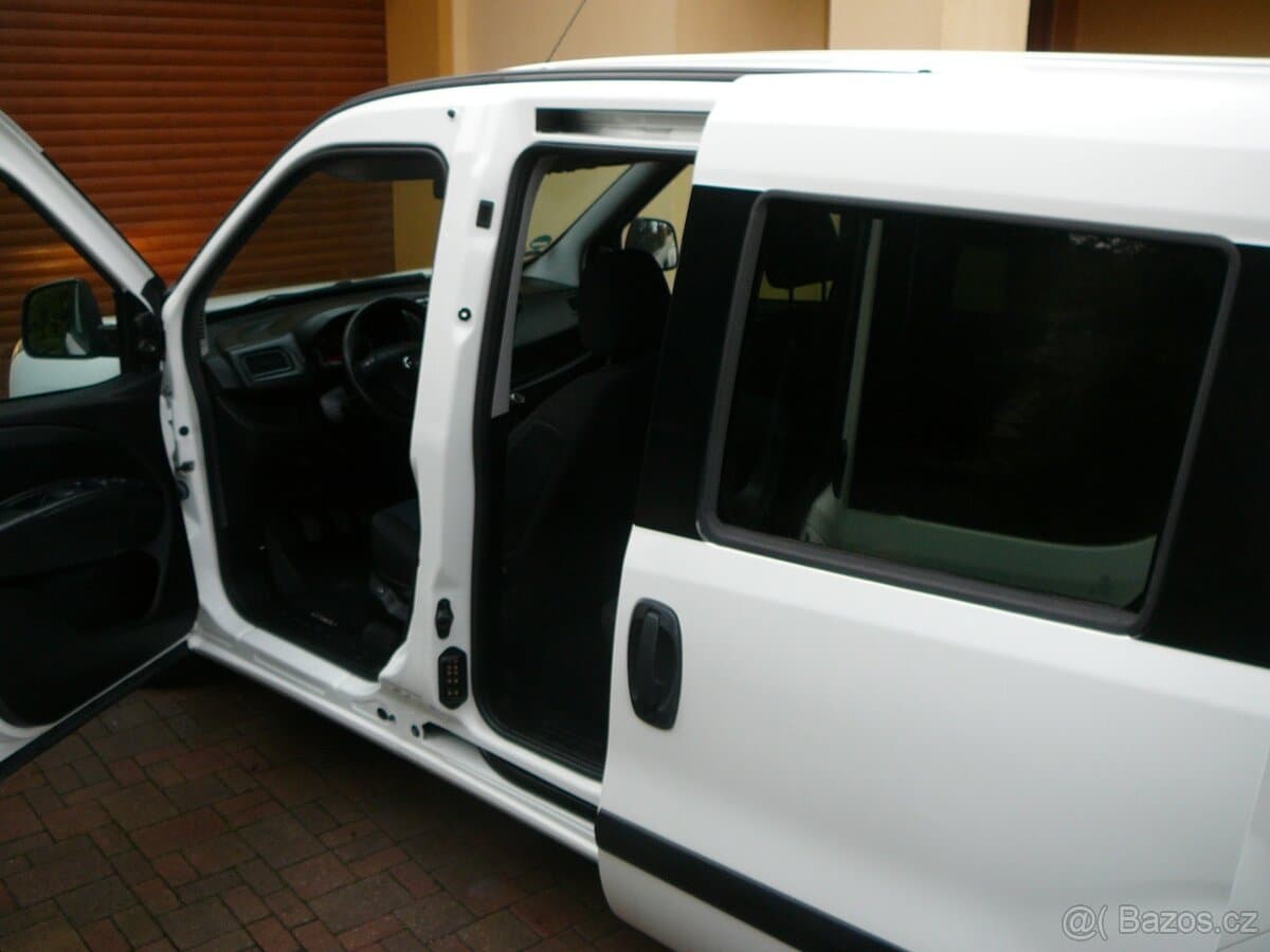 2017 Opel COMBO - 8