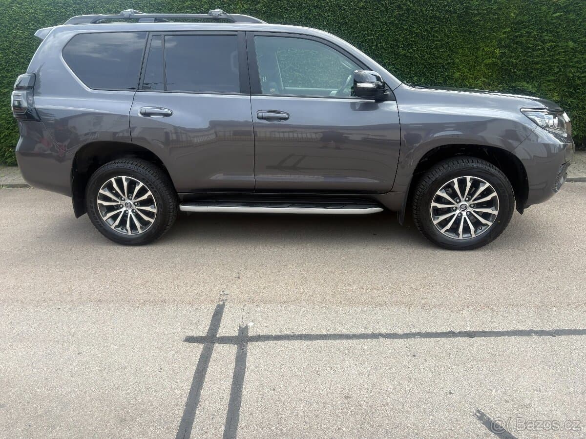 2021 Toyota LAND CRUISER - 8