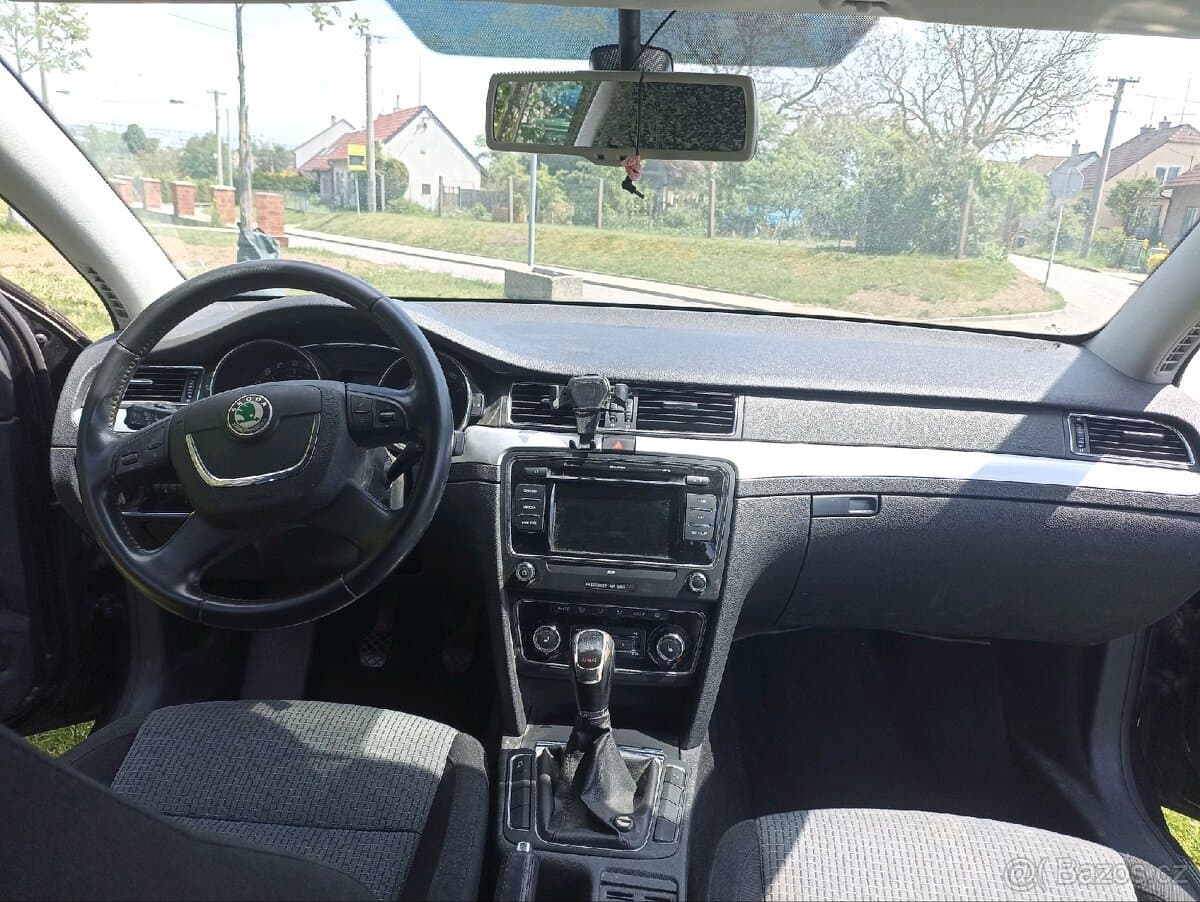 2012 Škoda SUPERB - 8