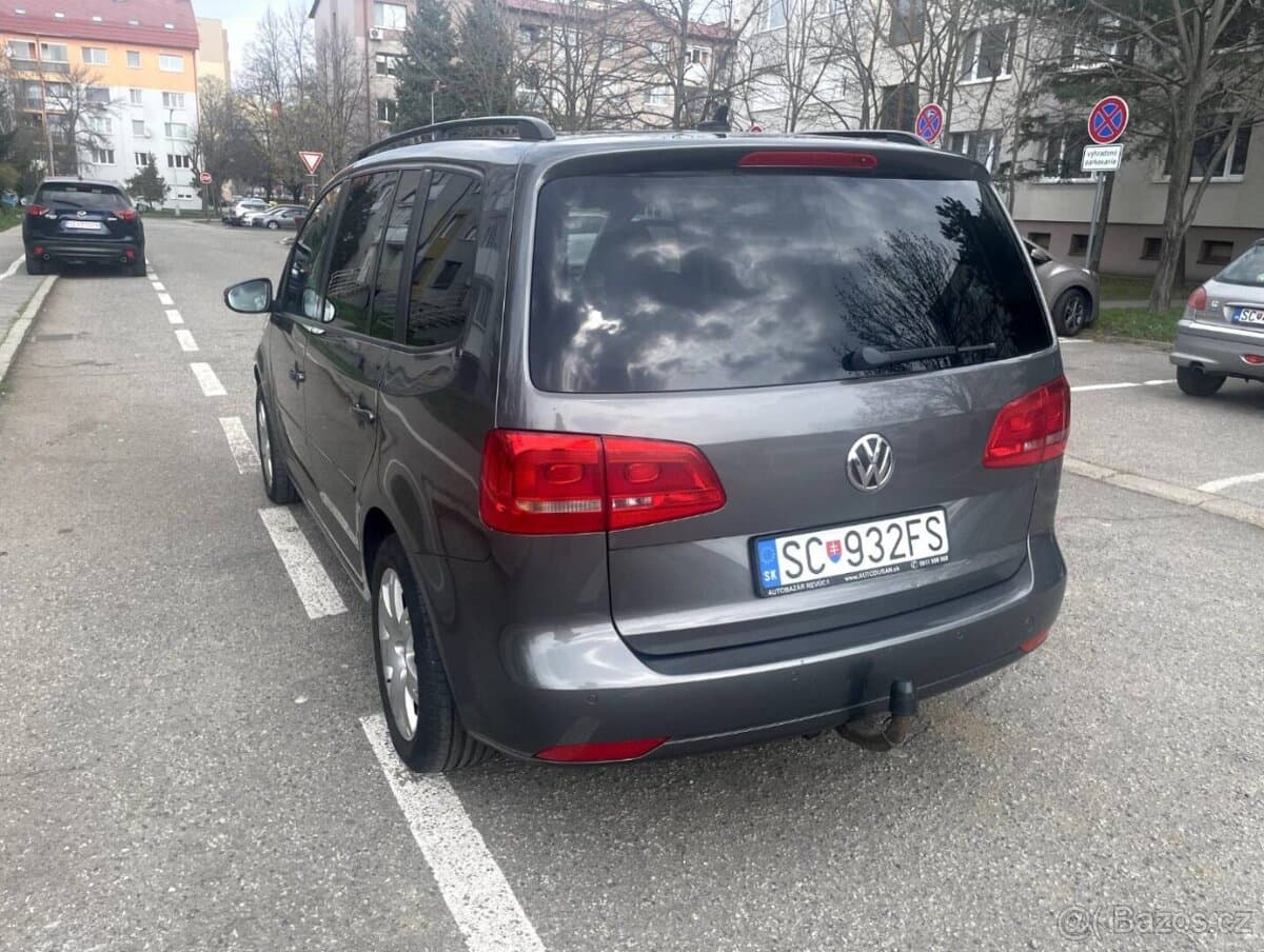 2010 Volkswagen TOURAN - 8