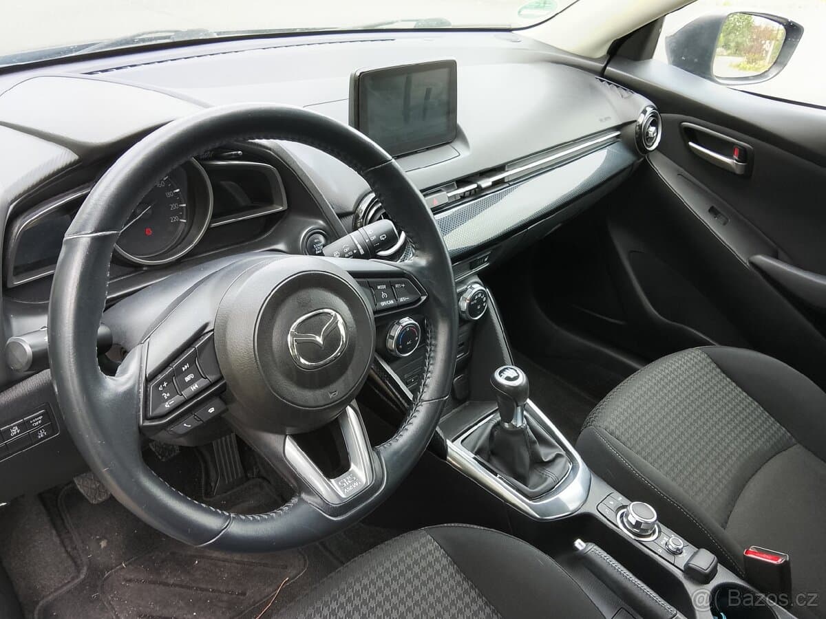 2019 Mazda 2 - 8