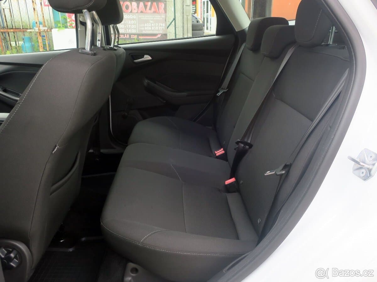2015 Ford FOCUS - 8