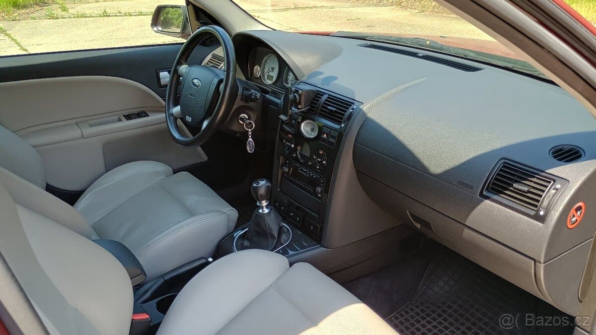 2002 Ford MONDEO - 8