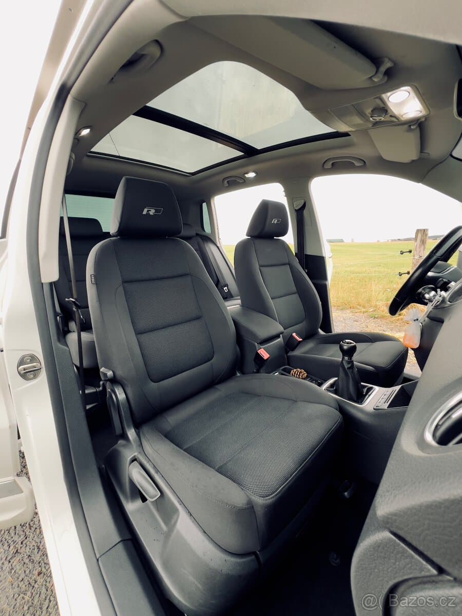 2010 Volkswagen TIGUAN - 8