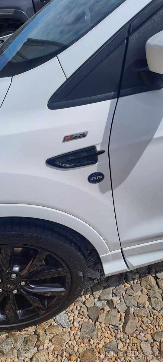 2017 Ford KUGA - 8