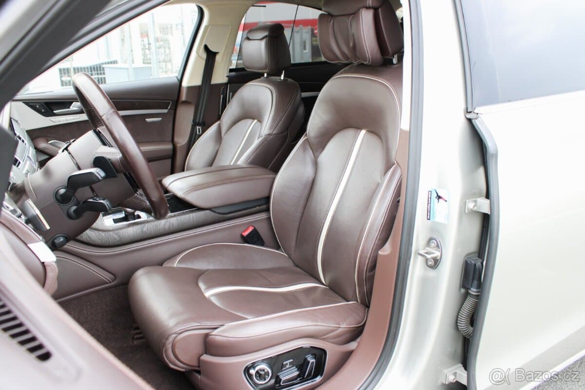 2013 Audi A8 - 8