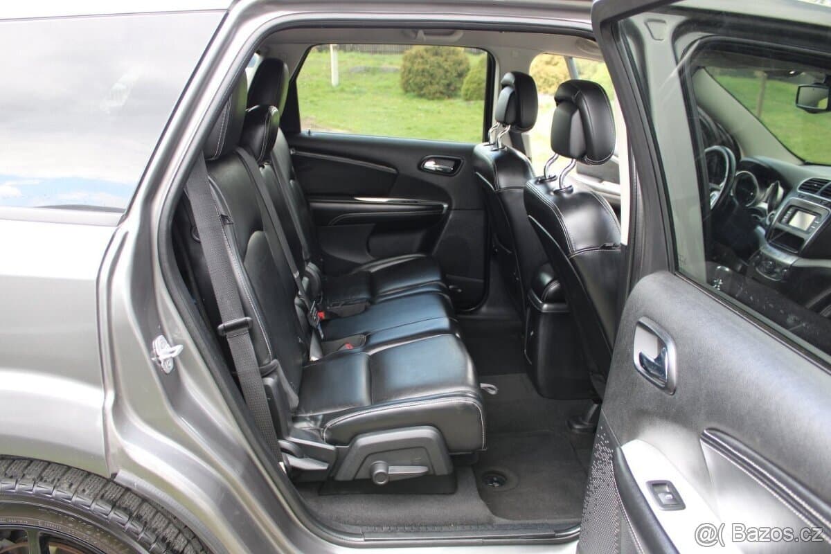 2011 Fiat FREEMONT - 8