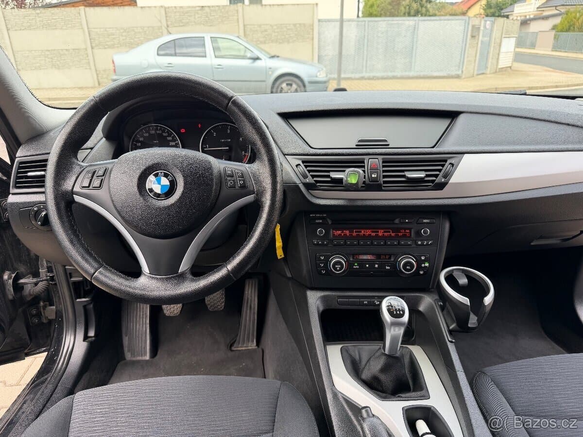 2011 BMW X1 - 8