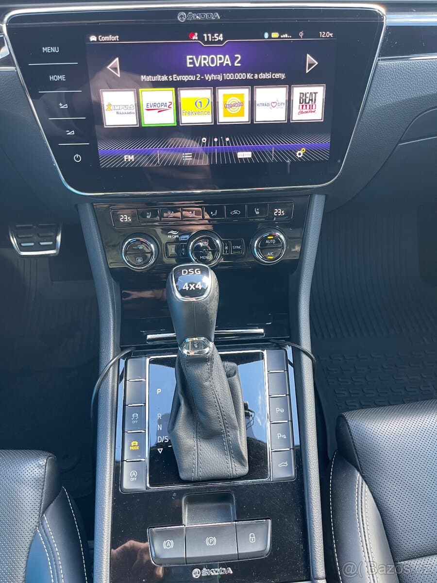 2020 Škoda SUPERB - 8