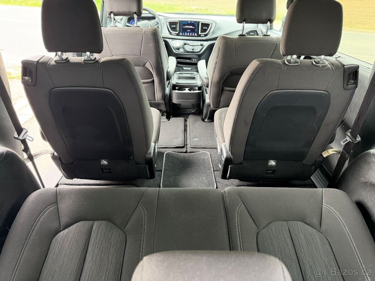 2019 Chrysler PACIFICA - 8