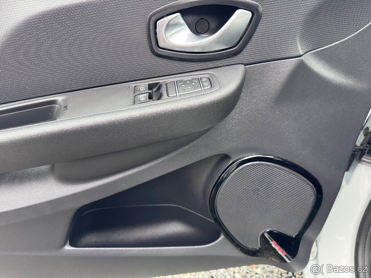 2019 Renault CLIO - 8
