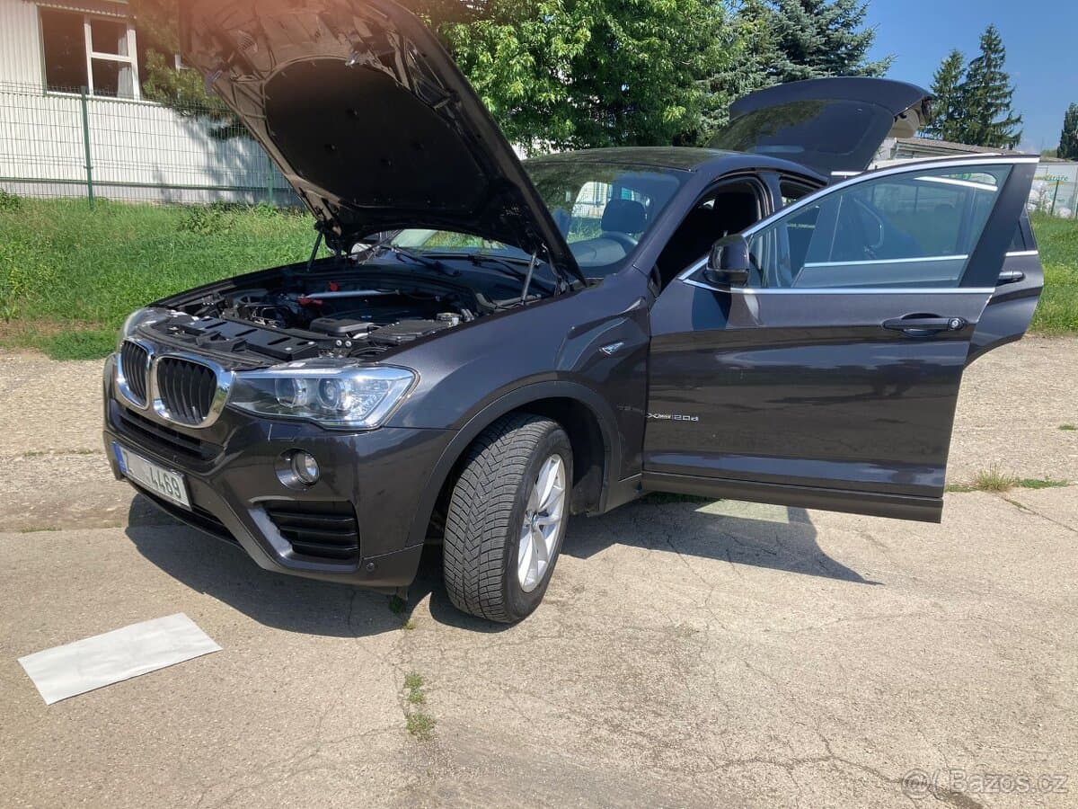 2017 BMW X4 - 8