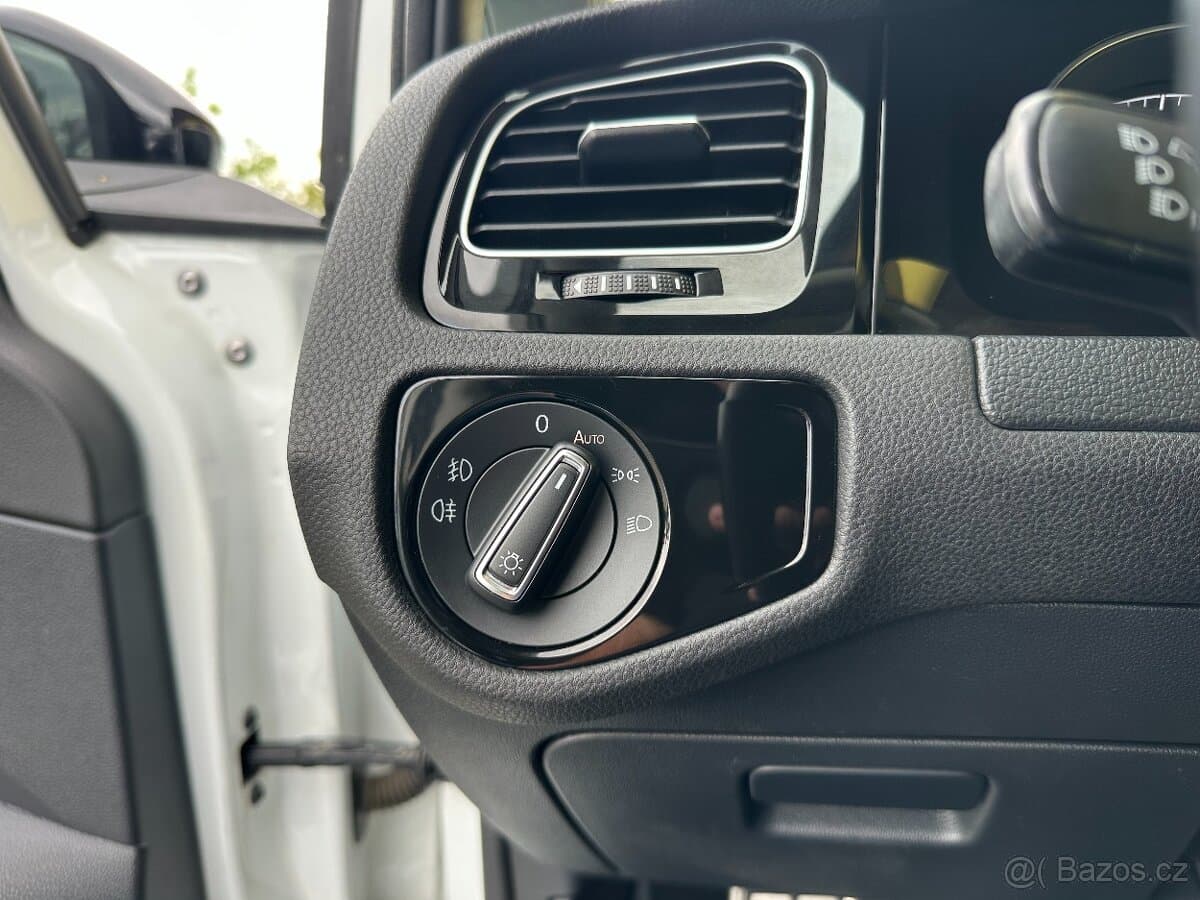 2019 Volkswagen GOLF - 8