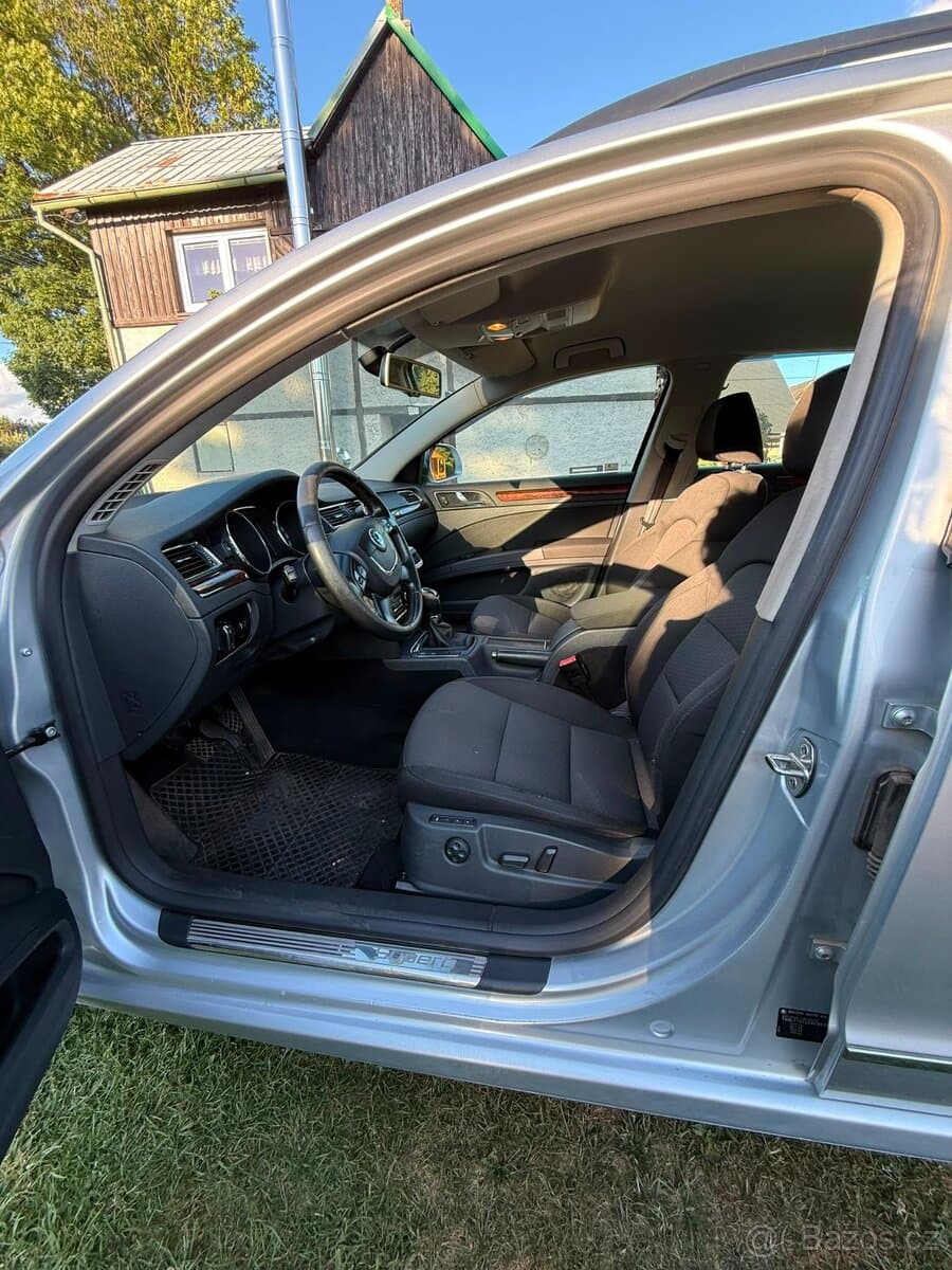 2012 Škoda SUPERB - 8