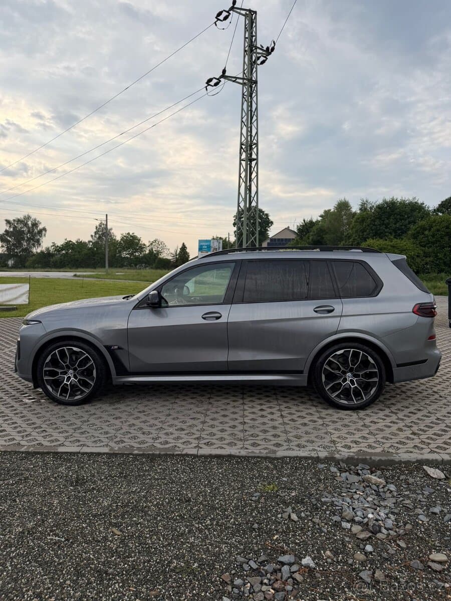 BMW X7 - 8