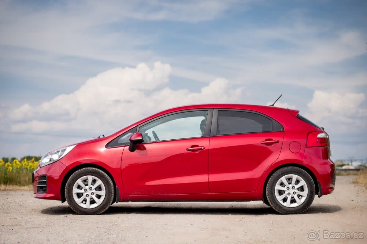 2016 Kia RIO - 8