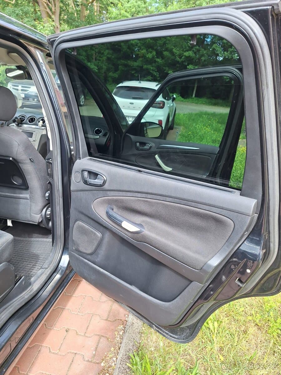 2009 Ford GALAXY - 8