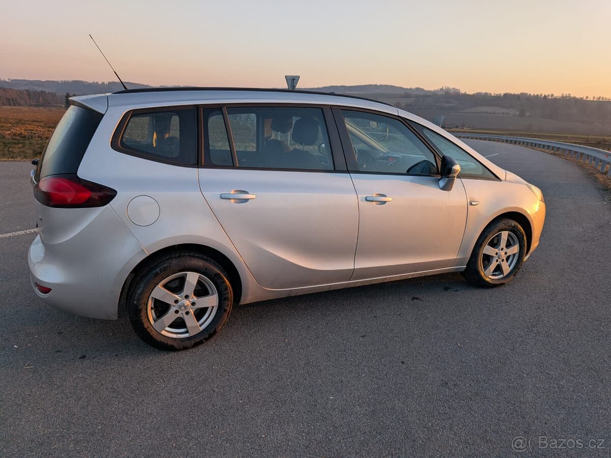 2014 Opel ZAFIRA - 8