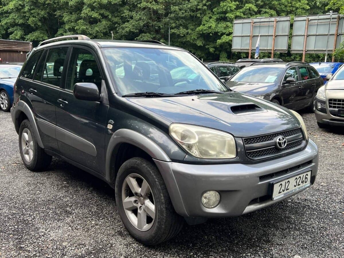 2005 Toyota RAV4 - 8