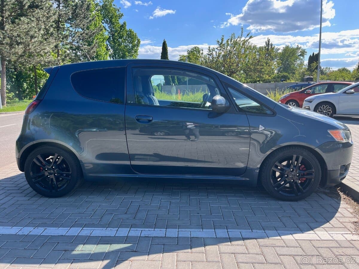 2012 Mitsubishi COLT - 8