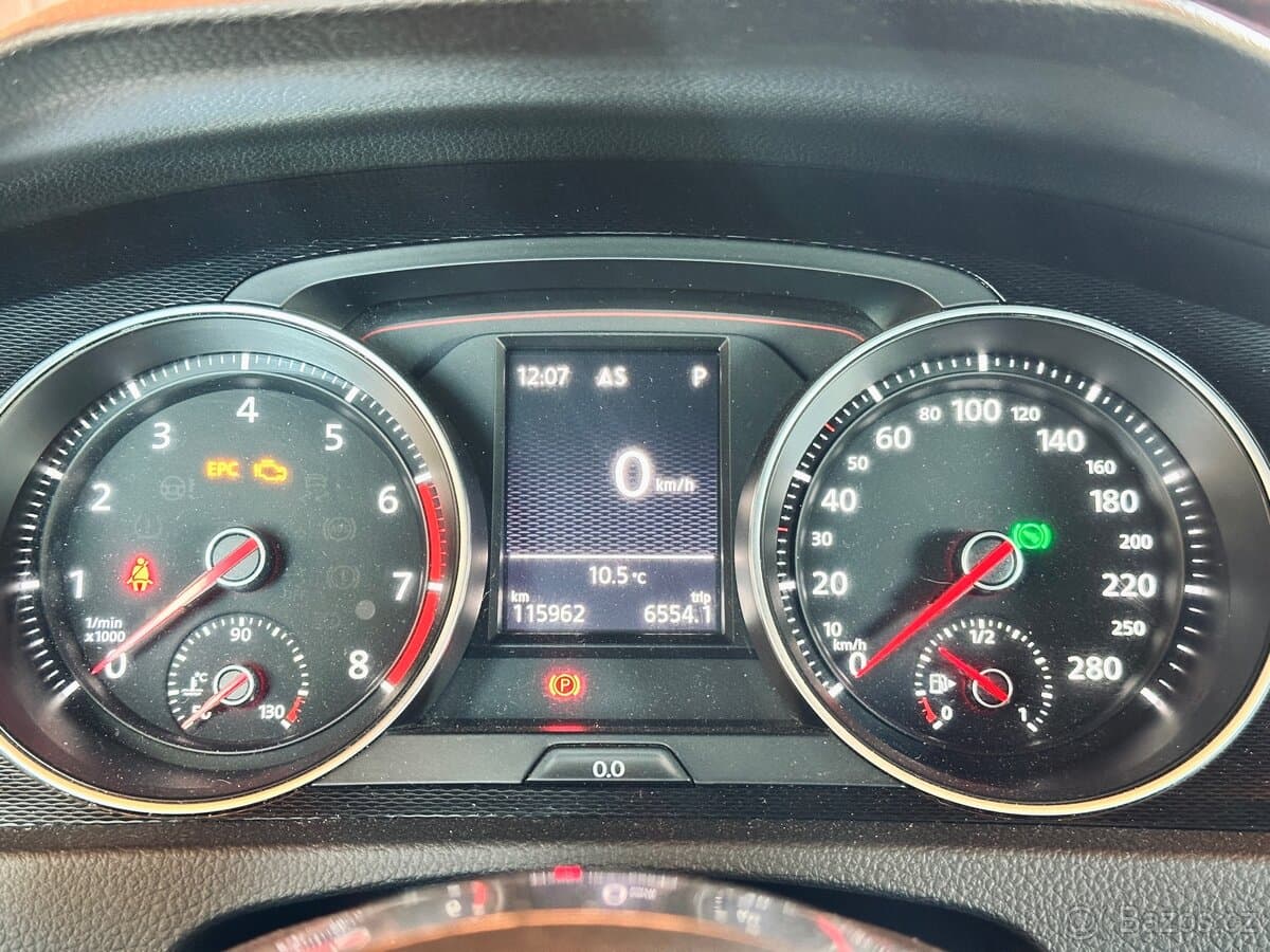2015 Volkswagen GOLF - 8
