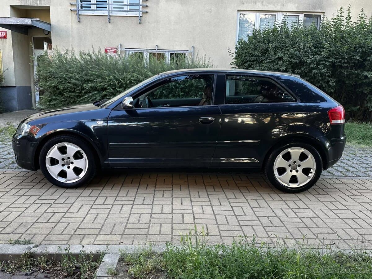Audi A3 - 8