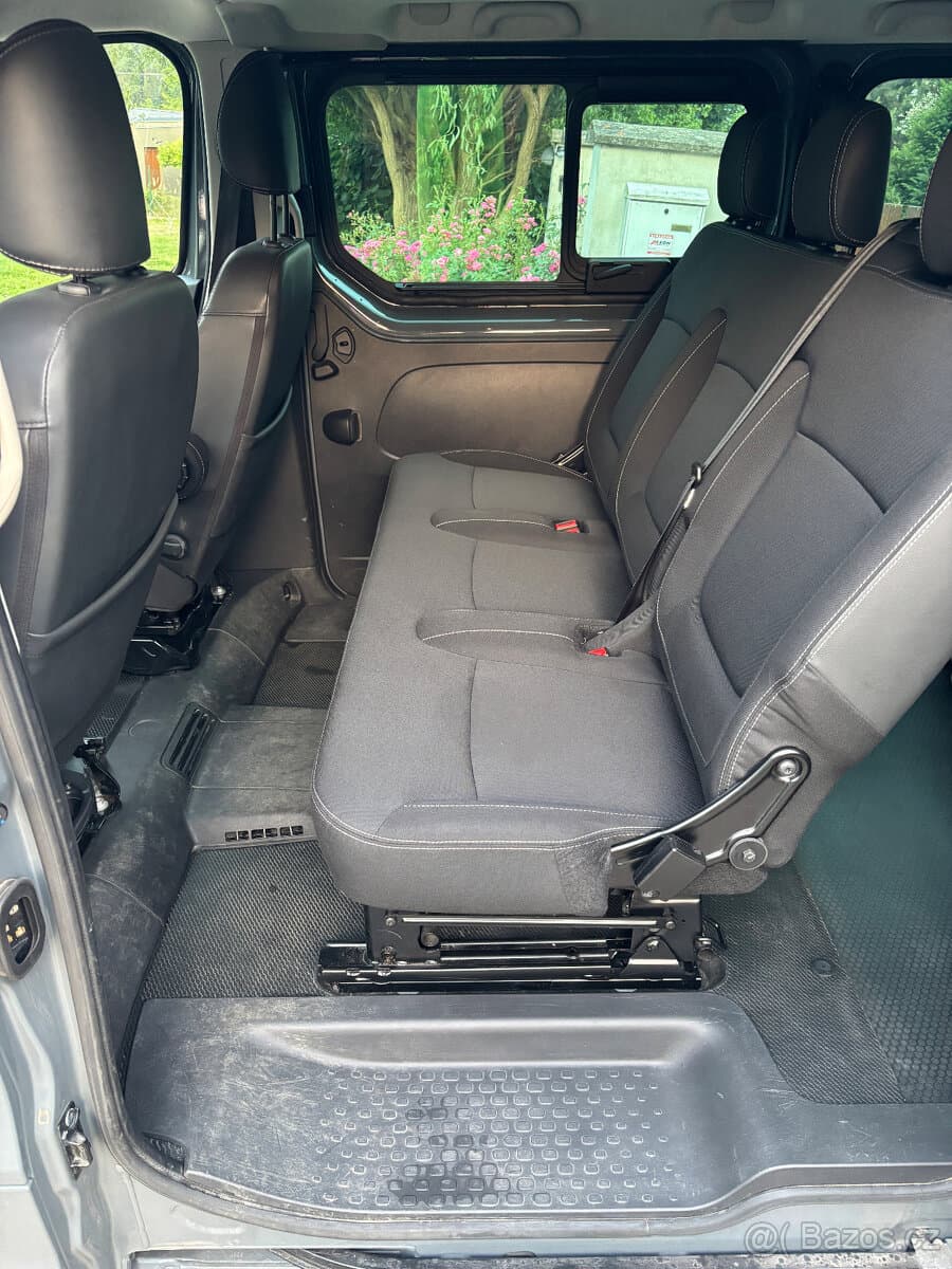 2023 Renault TRAFIC - 8