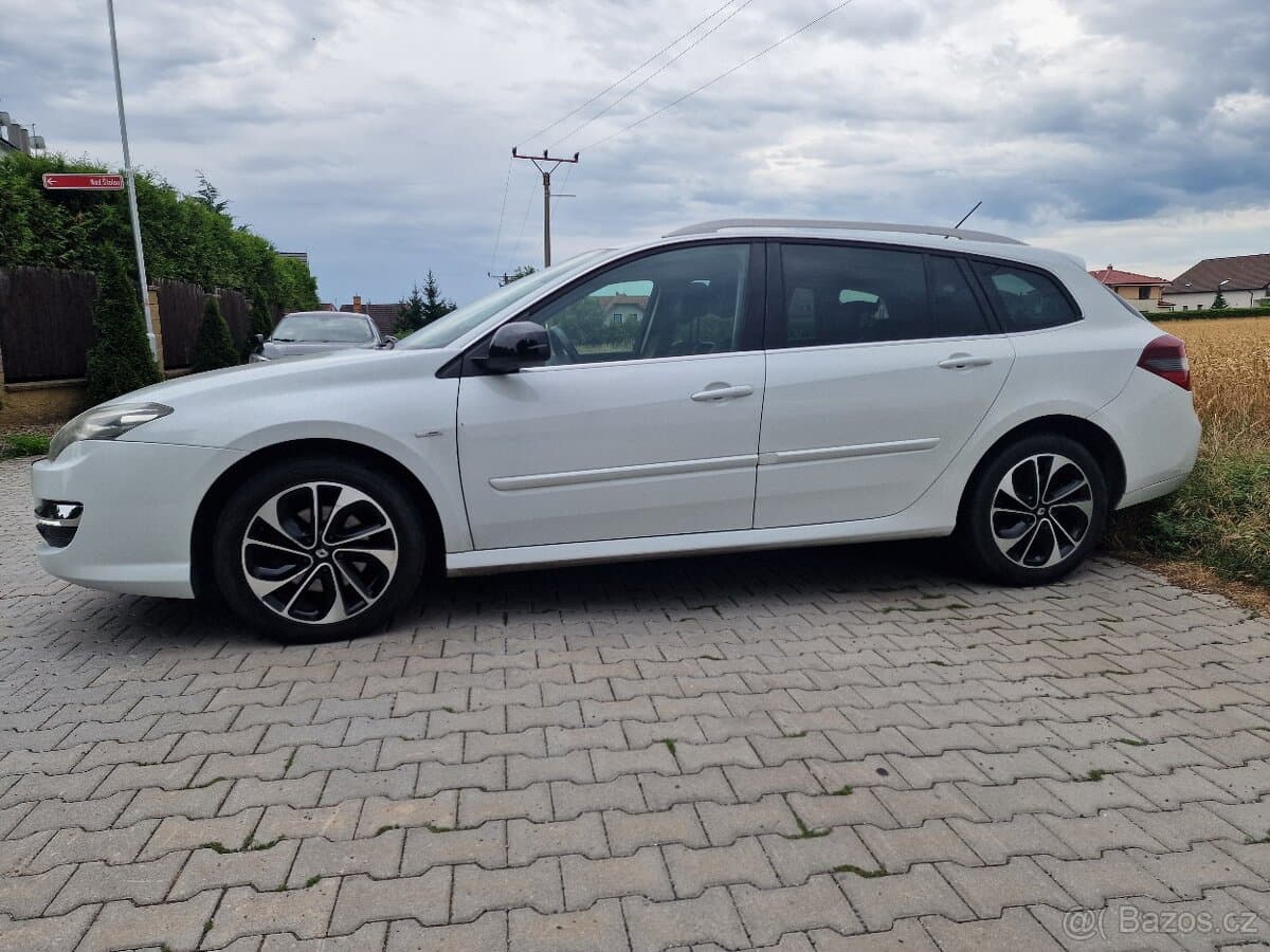2015 Renault LAGUNA - 8
