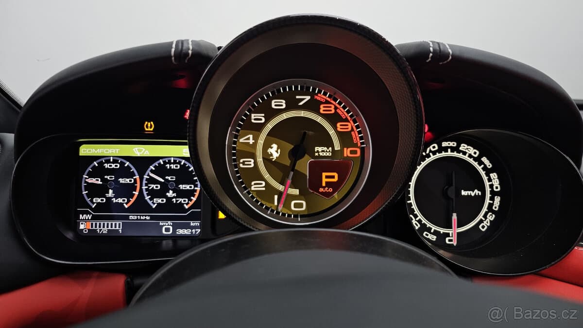 2016 Ferrari CALIFORNIA - 8