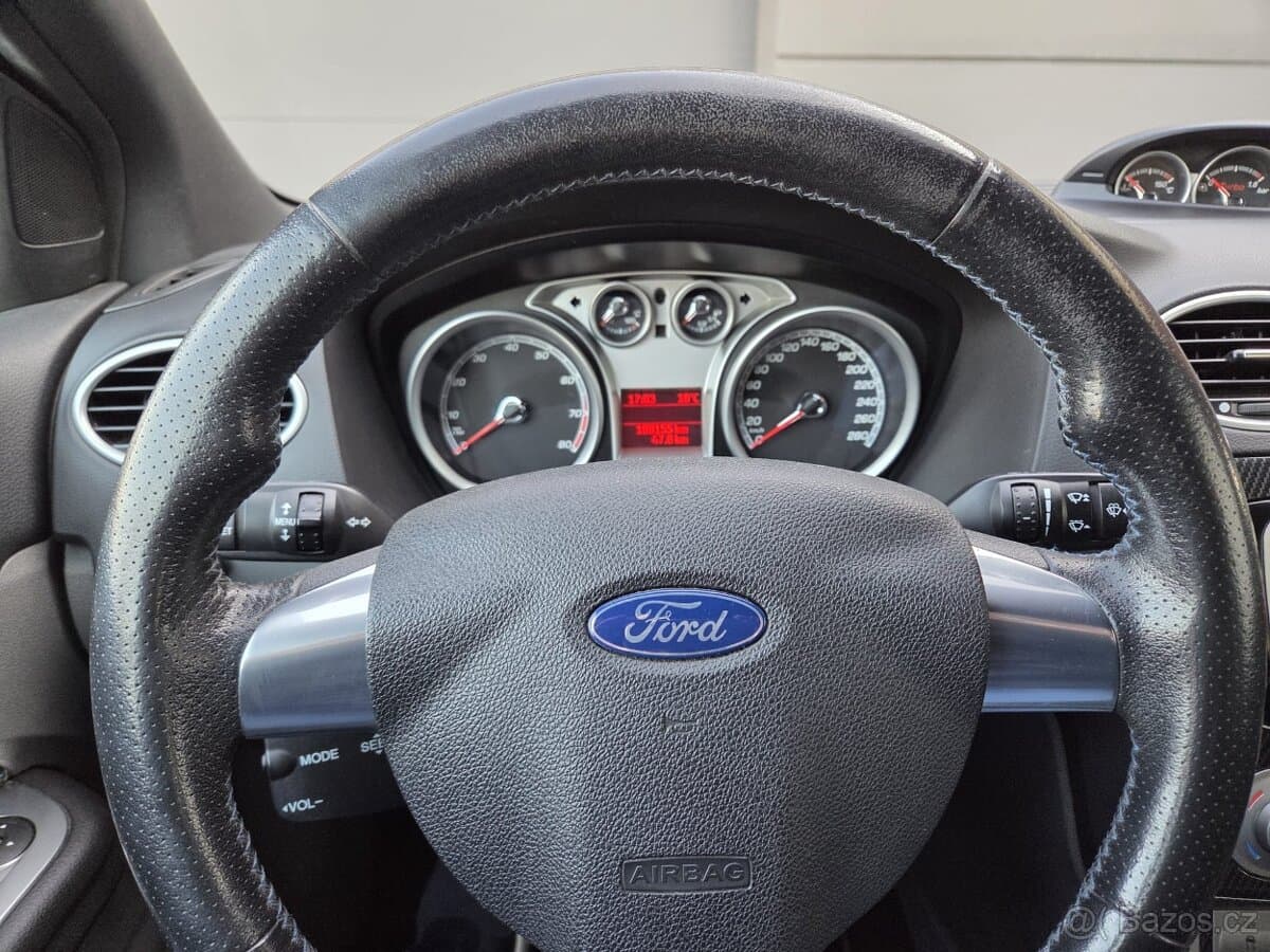 Ford FOCUS - 8