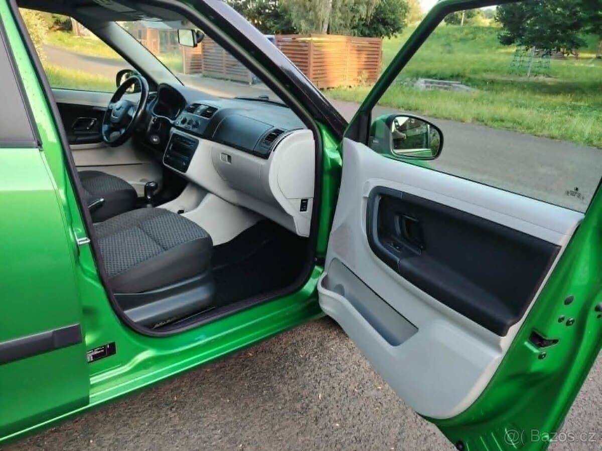 2012 Škoda FABIA - 8