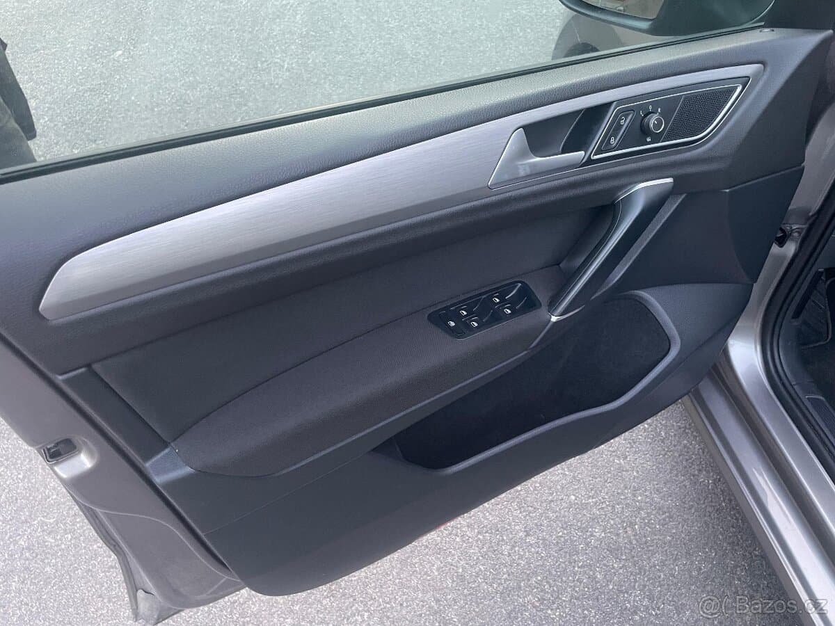 2014 Volkswagen GOLF - 8