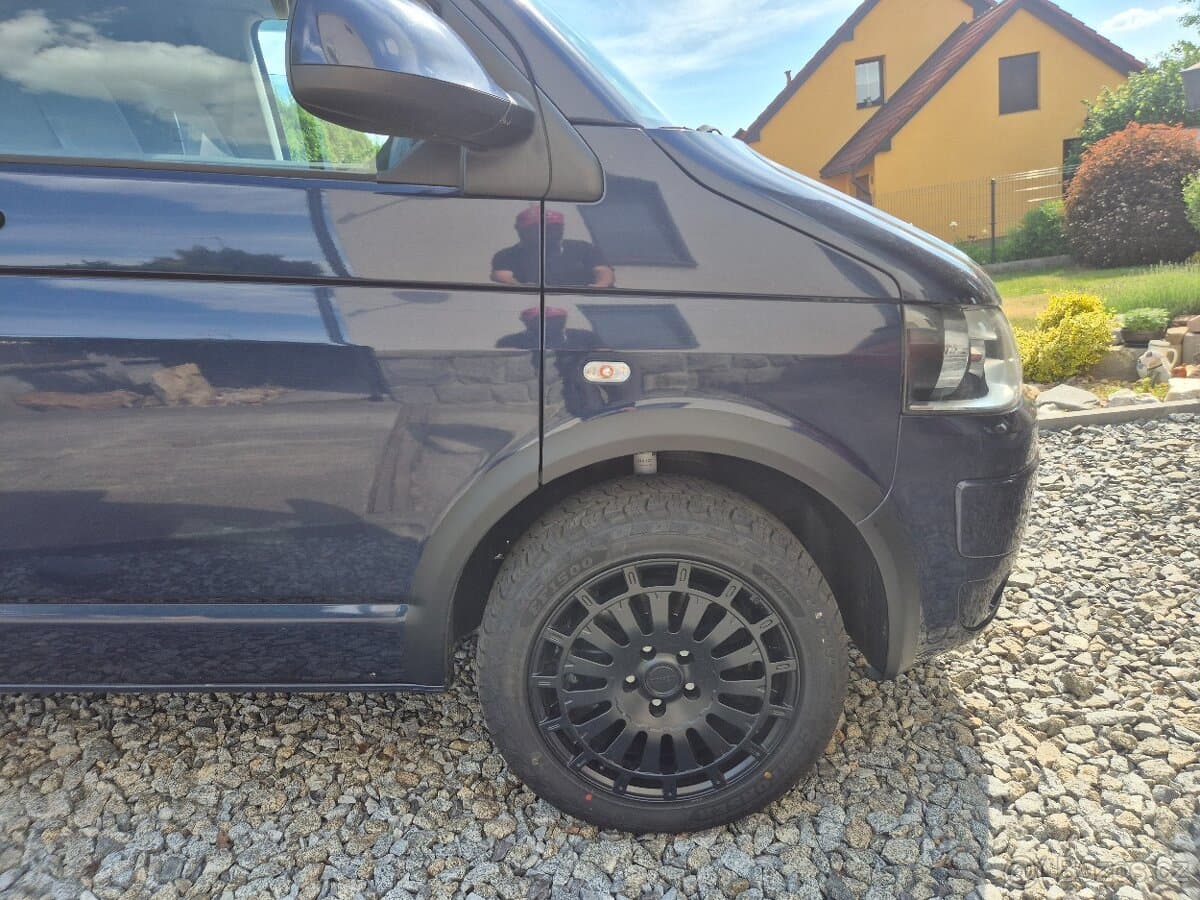 2010 Volkswagen CARAVELLE - 8