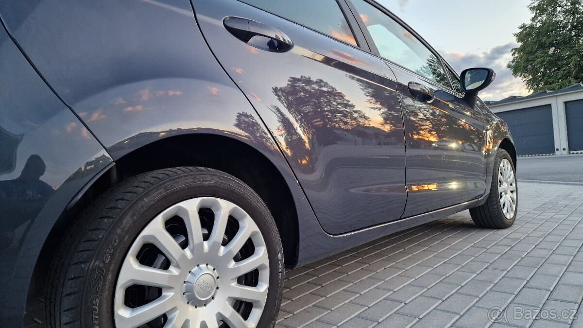 2014 Ford FIESTA - 8